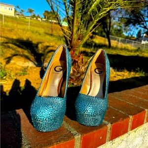 Gorgeous rhinestone heels!